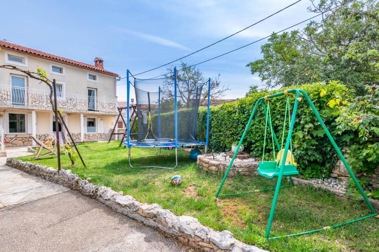 Marčana Holiday House Ruba מראה חיצוני תמונה