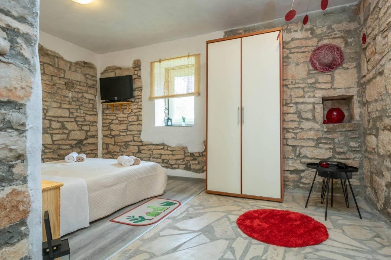 Marčana Holiday House Ruba מראה חיצוני תמונה