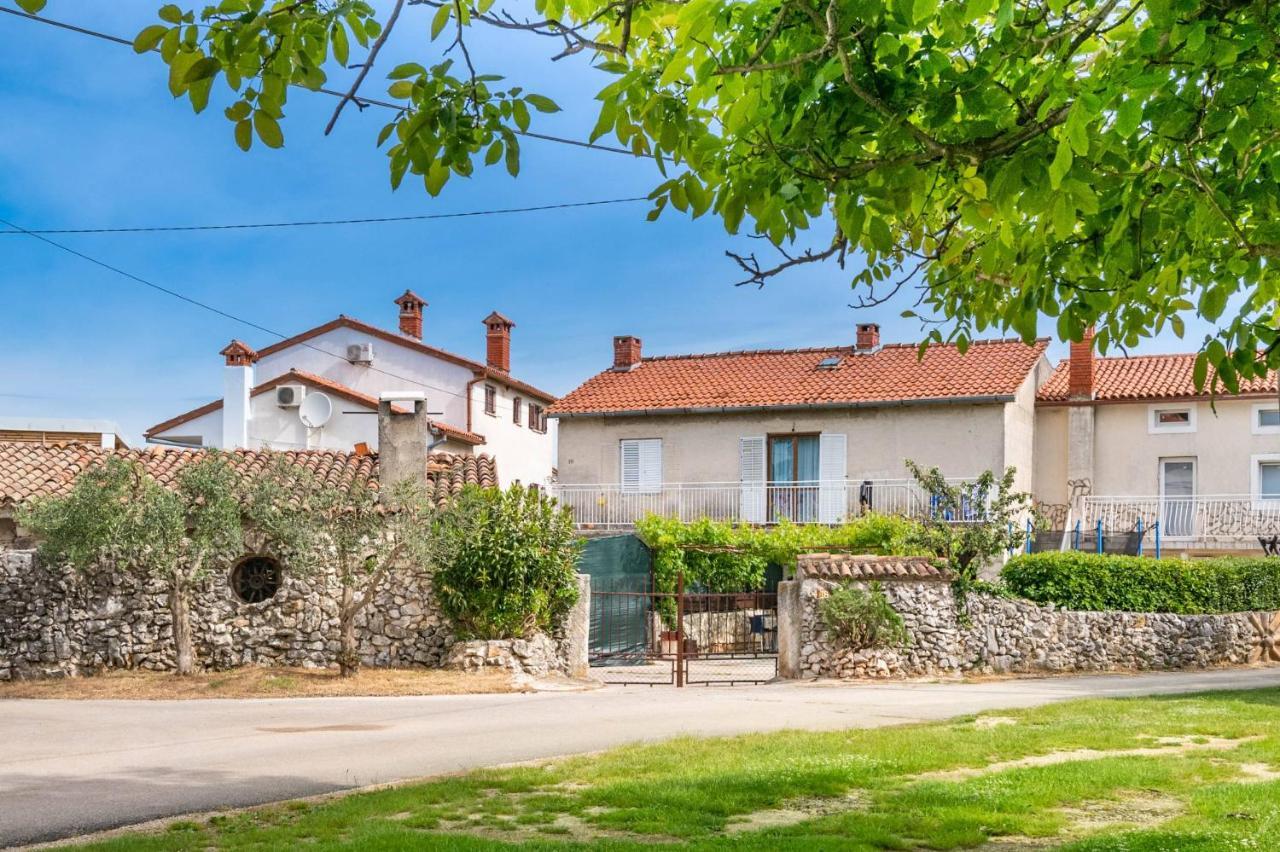 Marčana Holiday House Ruba מראה חיצוני תמונה